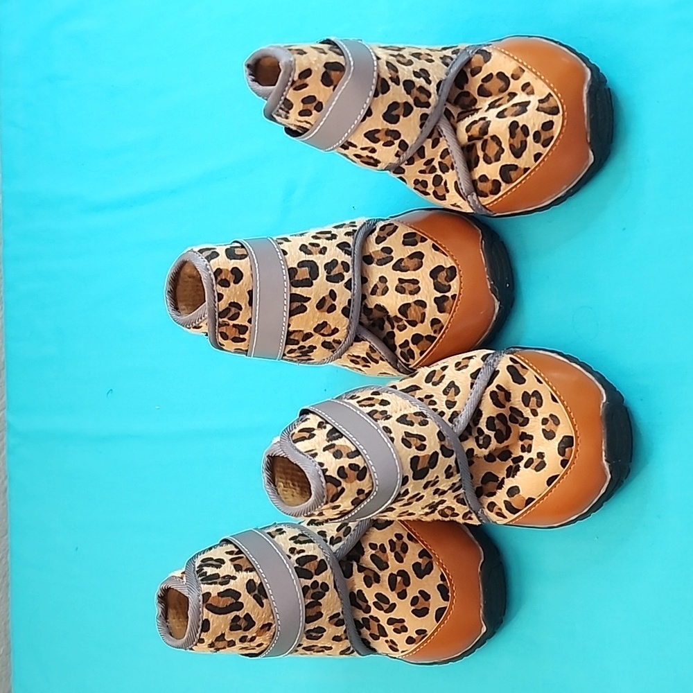 NWT Leopard Print Fuzzy Dog Boots Shoes, Size 8